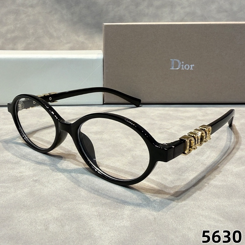 5630 Sunglasses with box
