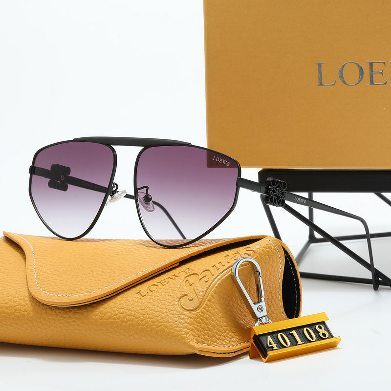 40108 Sunglasses with box